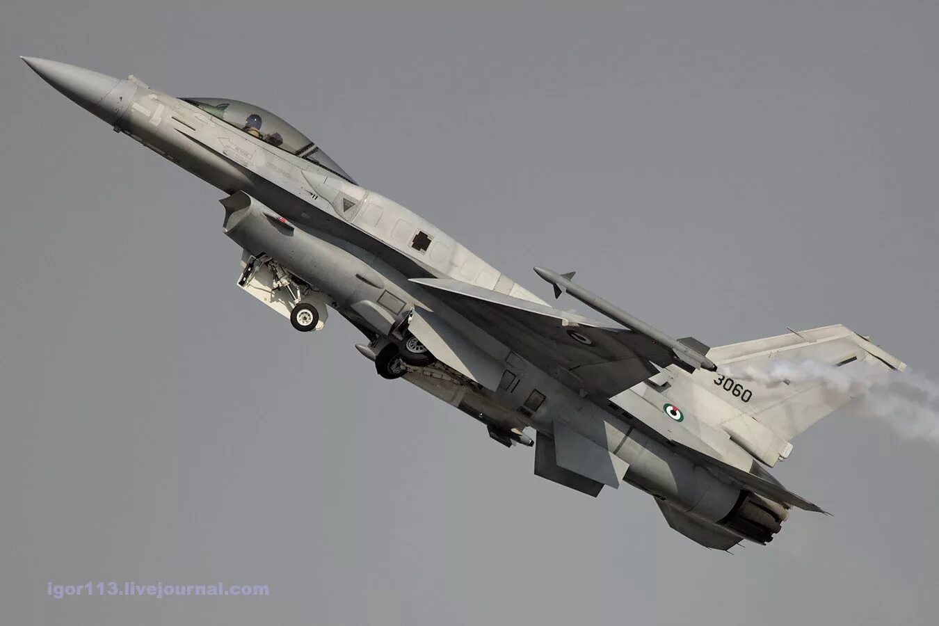 F 16 block. F-16e block 60. f16 блок 70. f-16e/f block 70. f-16 falcon block 60.