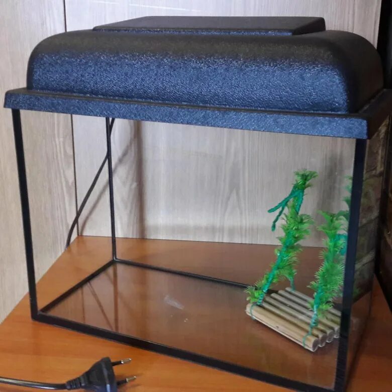 Аквариум 15. Аквариум прямоугольный 15 литров. Аквариум 12 л. Аквариум 15 литров. Аквариум 15 литров с крышкой 6 угольный.