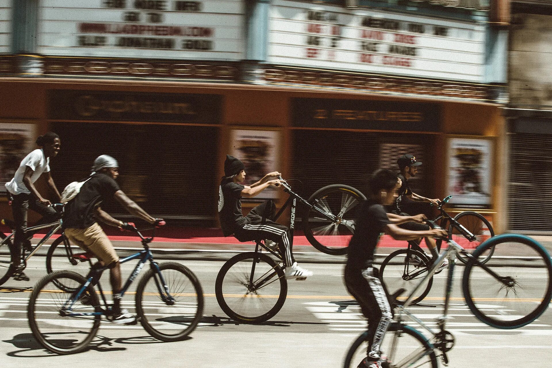 Байк лайф. Лос Анджелес велосипеде. Bike Life арт. Велосипед лайф.