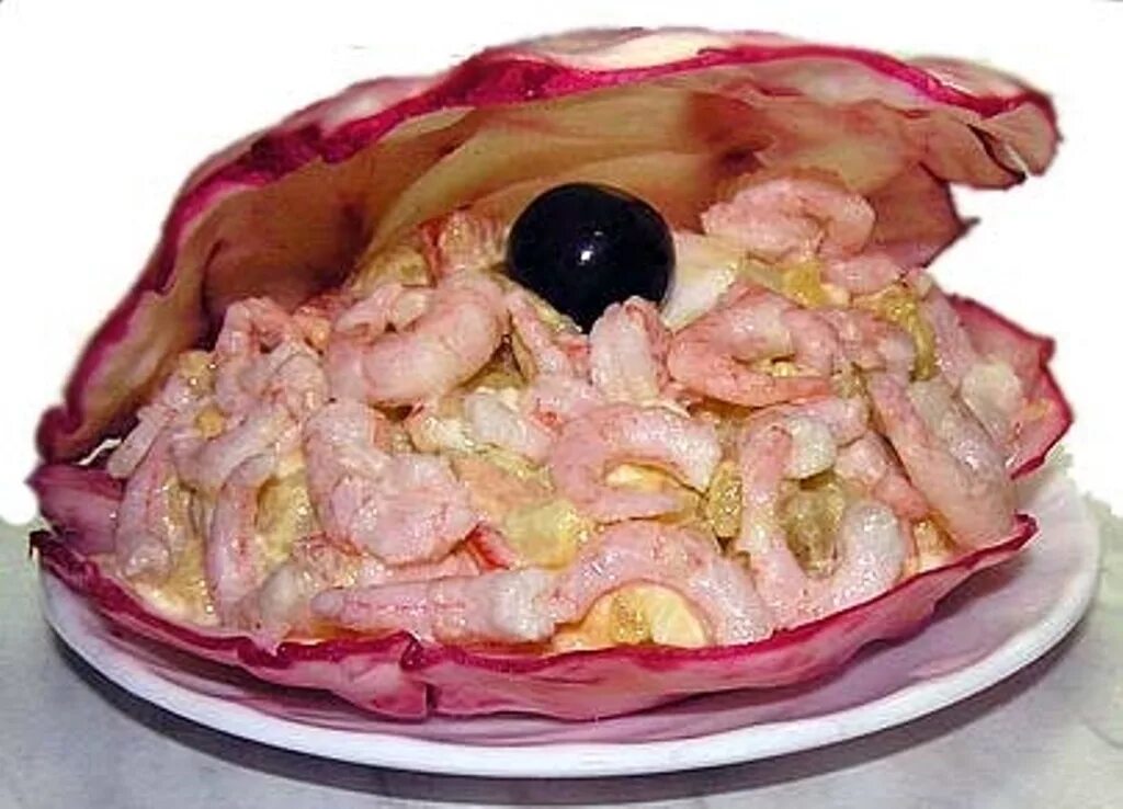 Салат ракушка с жемчужиной. Икра в ракушке. Салат царская радость. Салат в виде ракушки. Салат ракушка фото.
