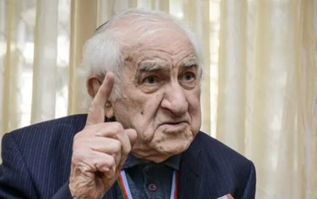 Professor bakixanov. Тофик бакиханов. Тофик мамедов 1975 детдомовец. Аббасгулу ага бакиханов. Картинки тофик.