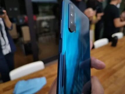 Экран телефона honor 10
