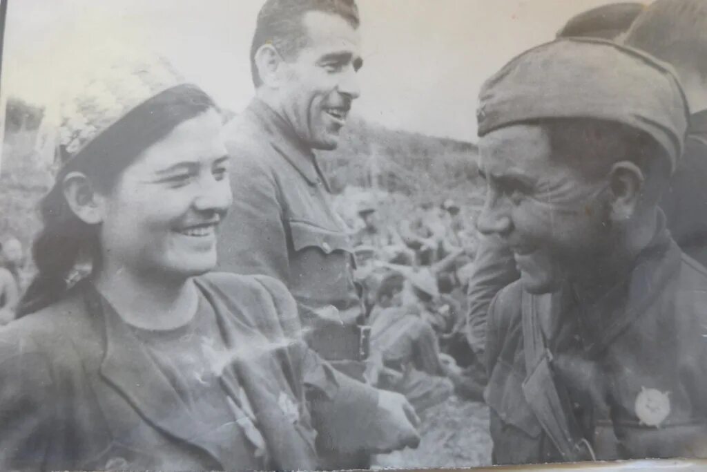 Таджикская сср в 1941-1945. Таджики вов. Мамлакат акбердыевна нахангова. Камолжон тургунов. Таджики вов.