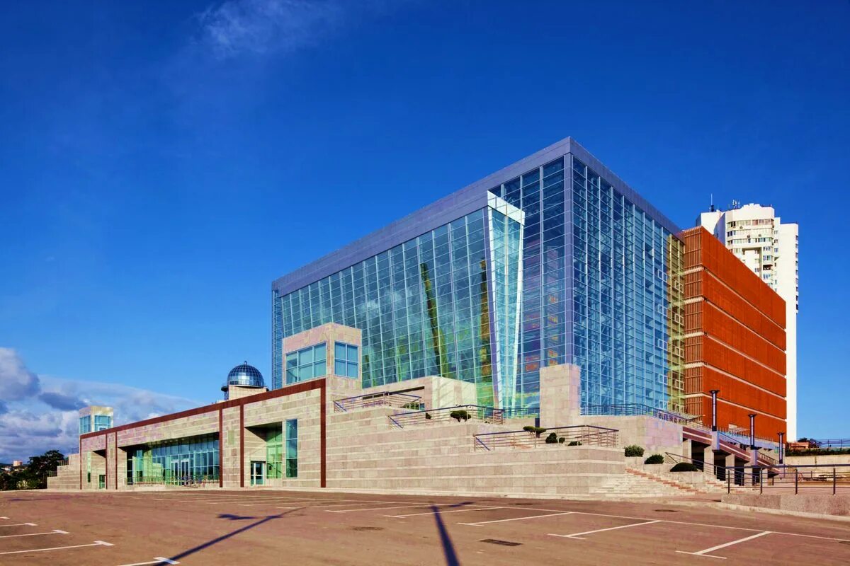 Театр во владивостоке. Театр во владивостоке. Театр во владивостоке. Приморский краевой драматический театр во владивостоке. Филиал мариинского театра во владивостоке.