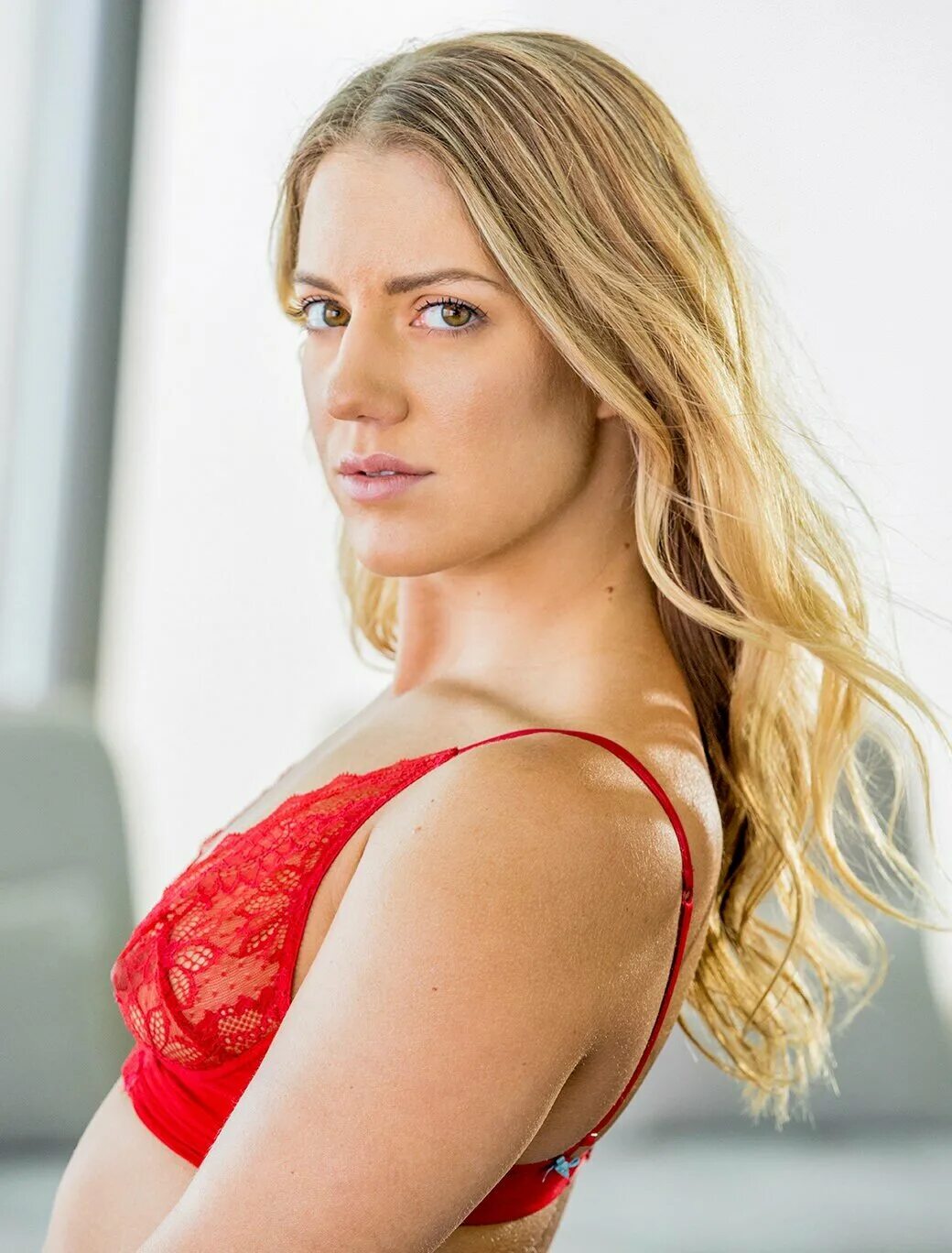 дана рхоадес. Tu su. стефани мун. роудс (lana rhoades),. Tu su.