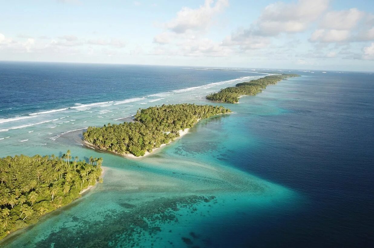 Island значение. Маршалловы острова Атолл Кваджалейн. Лагуна Кваджалейн Маршалловы острова. Атолл Маджуро в тихом океане. Атолл Эбон Маршалловы острова.