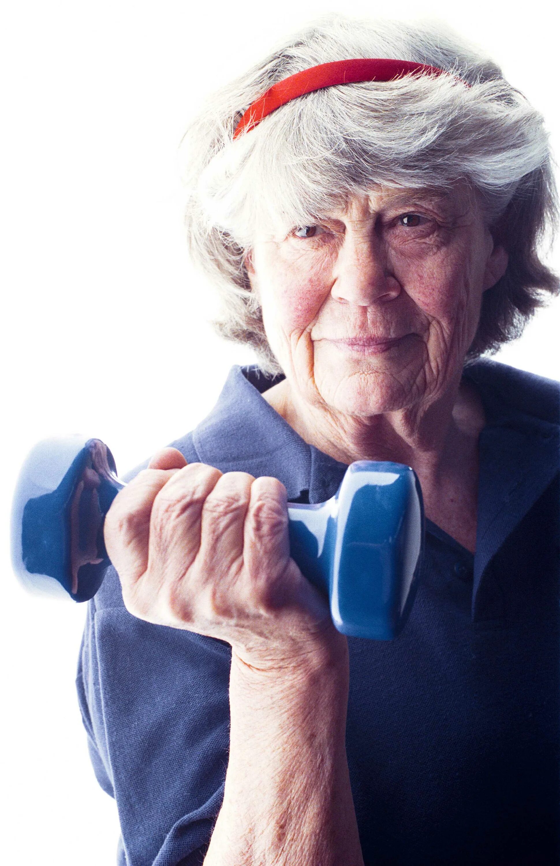 Организм после 70 лет. Спорт для пожилых. Спортивные люди в старости. Пожилые люди. Фитнес для женщин старшего возраста.