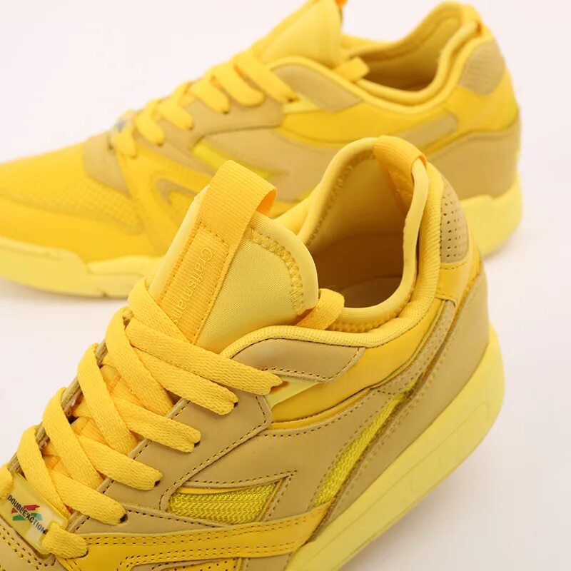 Кроссовки Диадора желтые. Diadora d5000. Diadora d Elite. Желтые кроссовки кожаные Диадора. Кроссовки желтого цвета