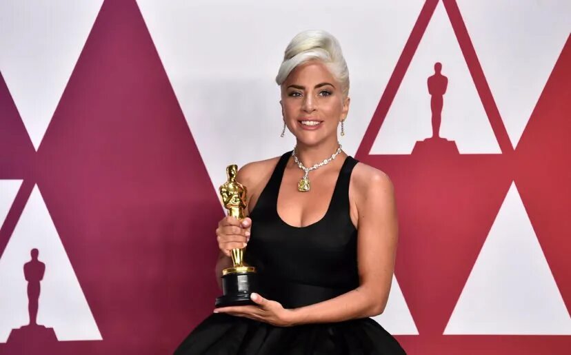 Гага оскар. Леди Гага Оскар. Леди Гага Оскар 2019. Леди Гага на премии Оскар 2019. Леди Гага Оскар 2019 фото.