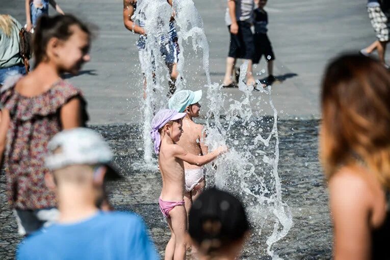 Невыносимая жара. Нестерпимая жара. Жара наступает. Жара в Карпатах.