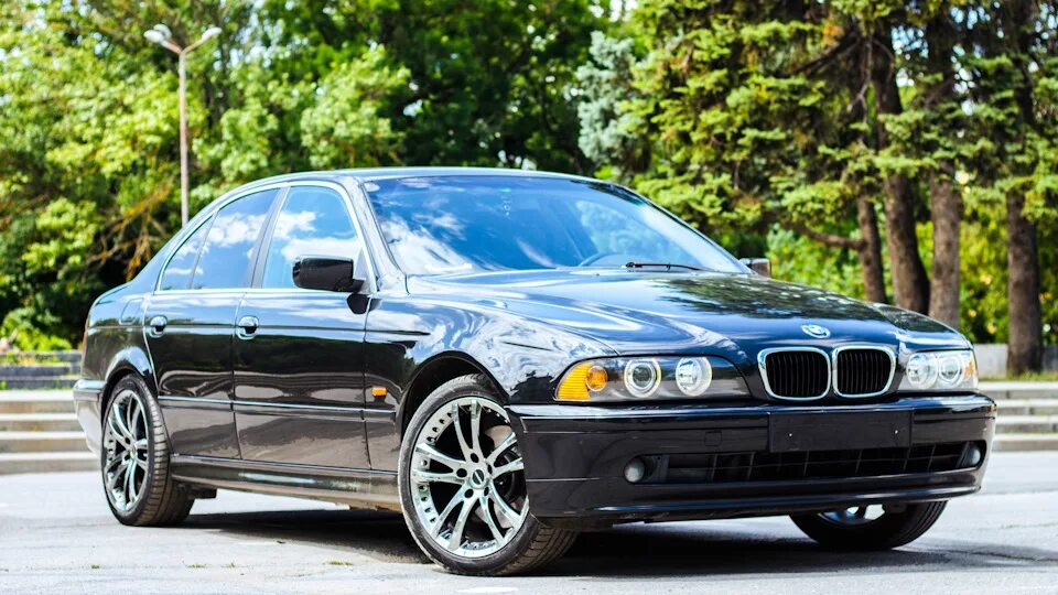 Bmw 5 series 2000. Bmw e39 528. Bmw 5 2000г. Бмв 5 2000. Бмв 5 2000.