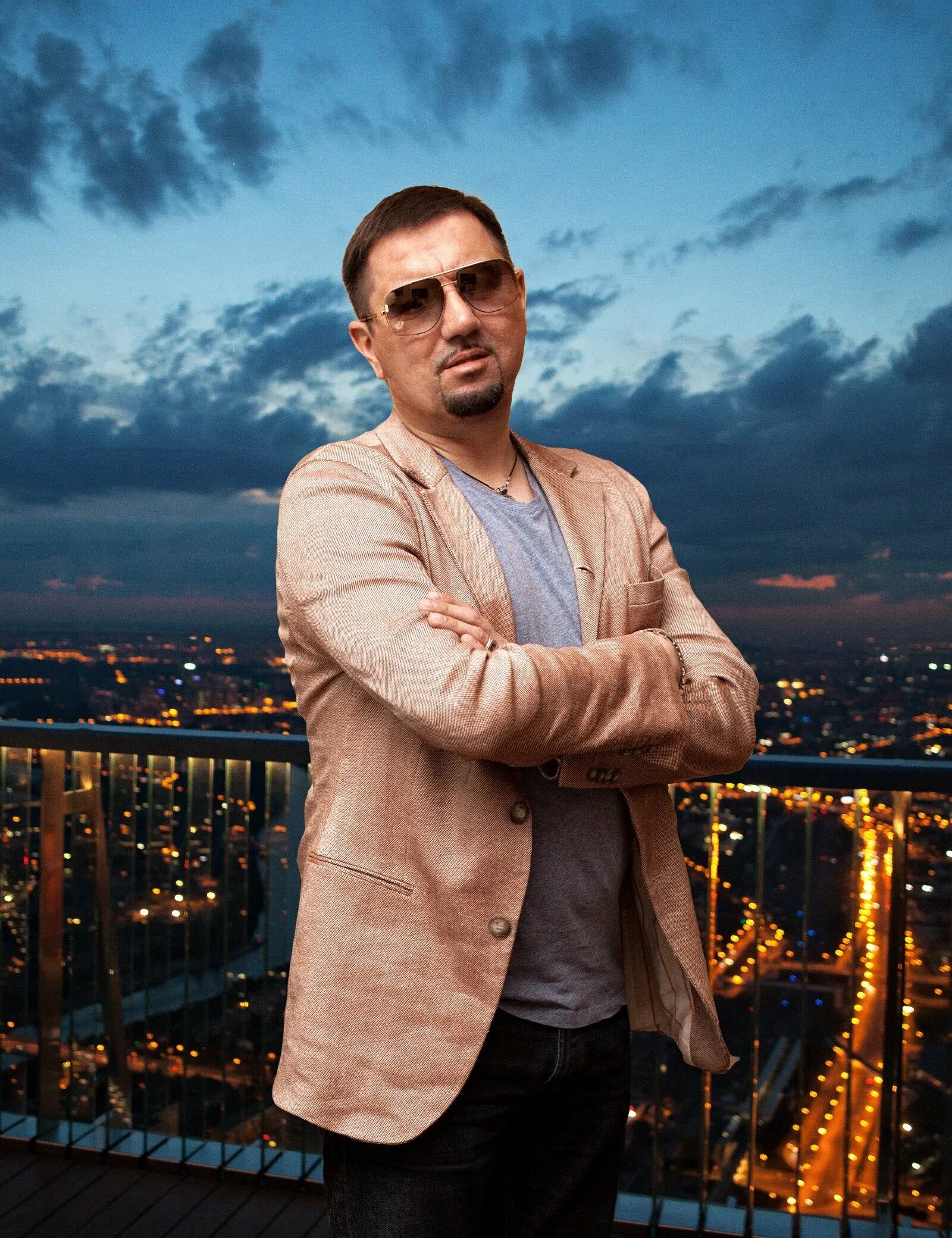 Алиев заргари ташкент. Алиев бизнесмен. Киевский бизнесмен вагиф алиев. Алиев бизнесмен. Киевский бизнесмен вагиф алиев.