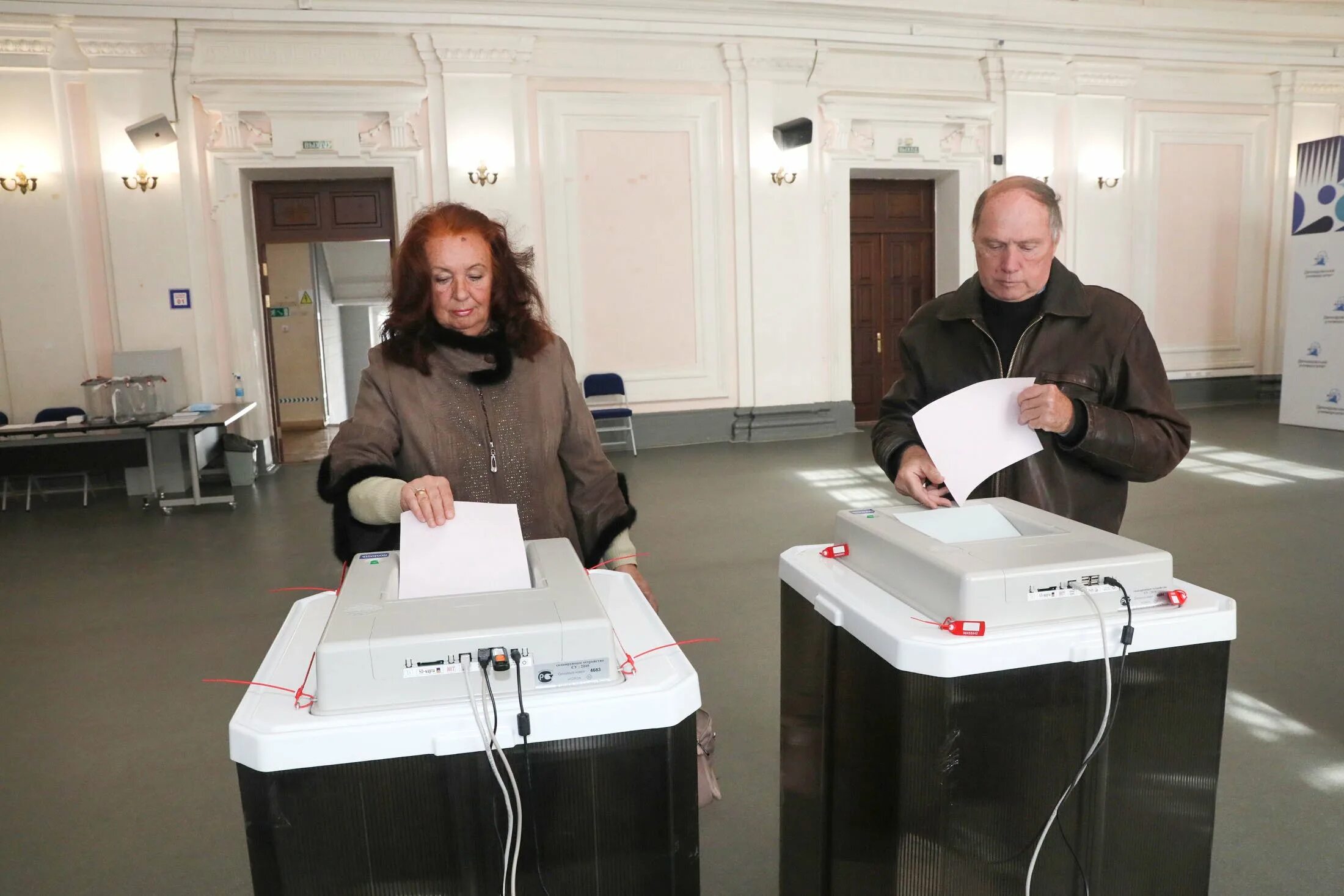 Явка на выборах в белгородской 2024. Выборы в Ярославской области. Голосование на избирательном участке. Проголосовала на выборах. Явка на выборах.