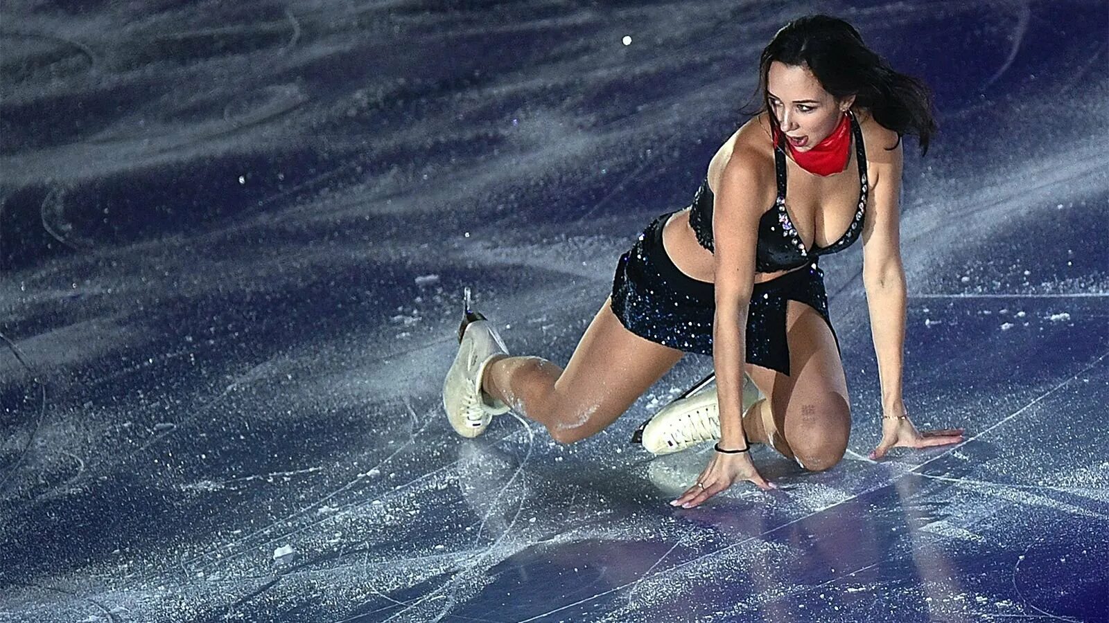 Фигуристы телочки. Эшли вагнер. Туктамышева фигуристка. Фигуристки пикантные. Фигуристы телочки.