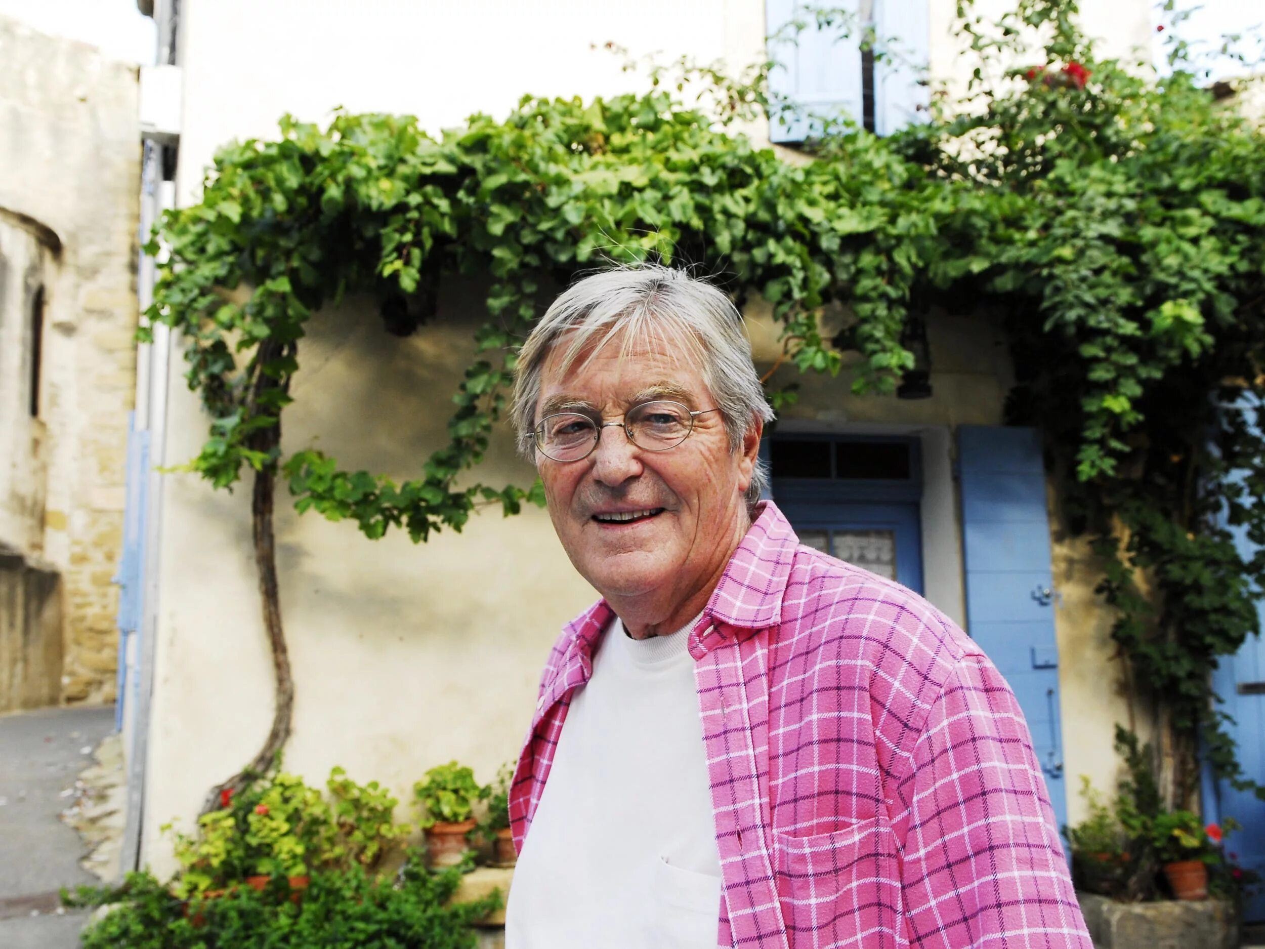 Дженни мейл. Дженни мейл. Питер мейл писатель. Питер мейл писатель. Читать питера мейла.