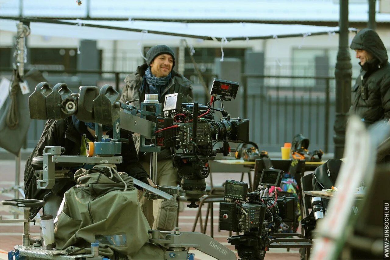 какие вакансии есть в сочи. работа сочи с проживанием без опыта. работа с проживанием. работа в сочи вакансии. работа сочи адлер.