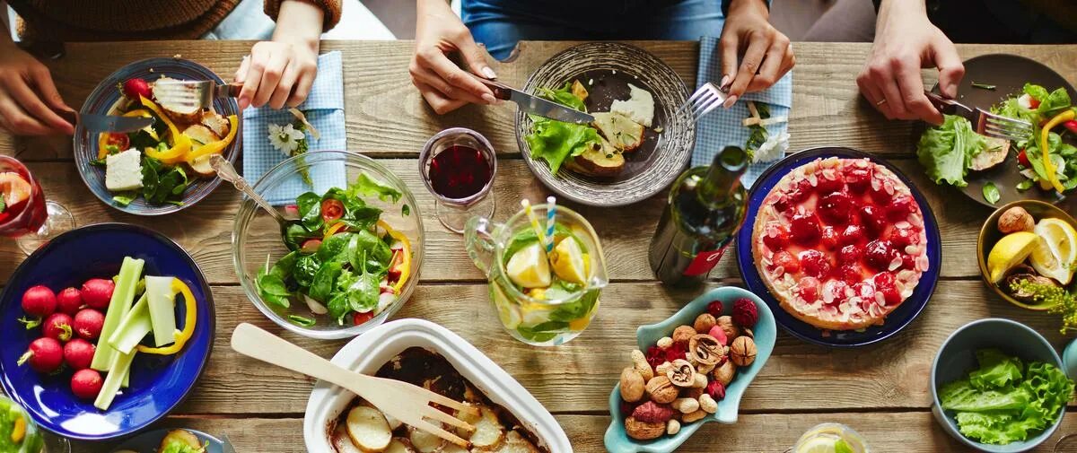 Автоматизация ресторанного бизнеса. Колледж индустрии питания туризма и сервиса черкесск. Питание в гостинице. Индустрия питания и туризм. Гостинично ресторанный бизнес.