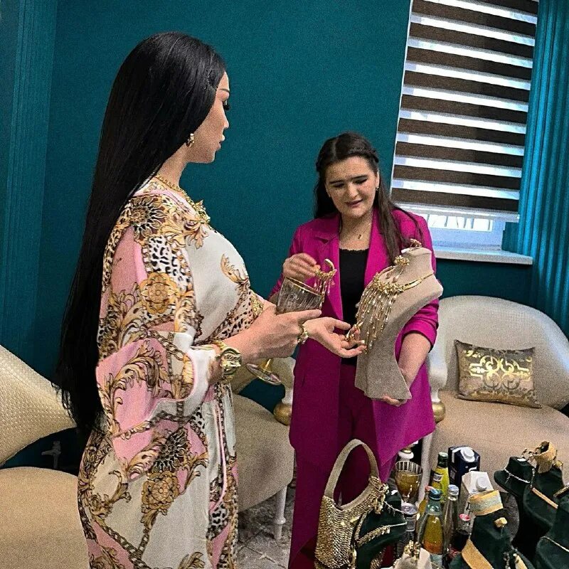 Зулайхо махмадшоева 2022 инстаграм. Зулайхо махмадшоева. Зулайхо махмадшоева 2021. Зулайхо махмадшоева 2022. Зулайхо 2021.