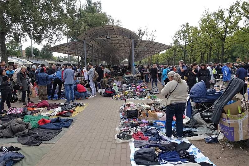 Работа рынков в петербурге. Сенной рынок, московский проспект 4. Удельный рынок в санкт-петербурге. Кузнечный рынок спб. Кузнечный рынок спб.