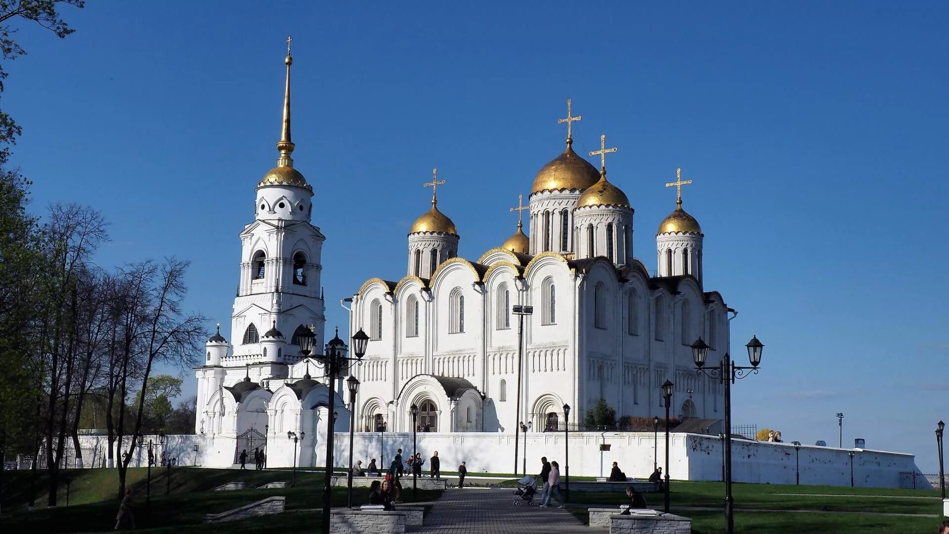 Успенский собор в кремле и во владимире. Куда пойти во владимире. Где можно погулять во владимире. Куда пойти во владимире. Куда сходить с ребенком во владимире.