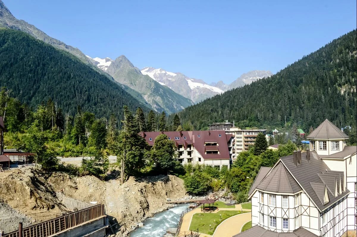 Гоначхир домбай. Гоначхир гостиница. База гоначхир домбай. Архыз романтик гостиницы. Гостиница романтик 2 архыз.