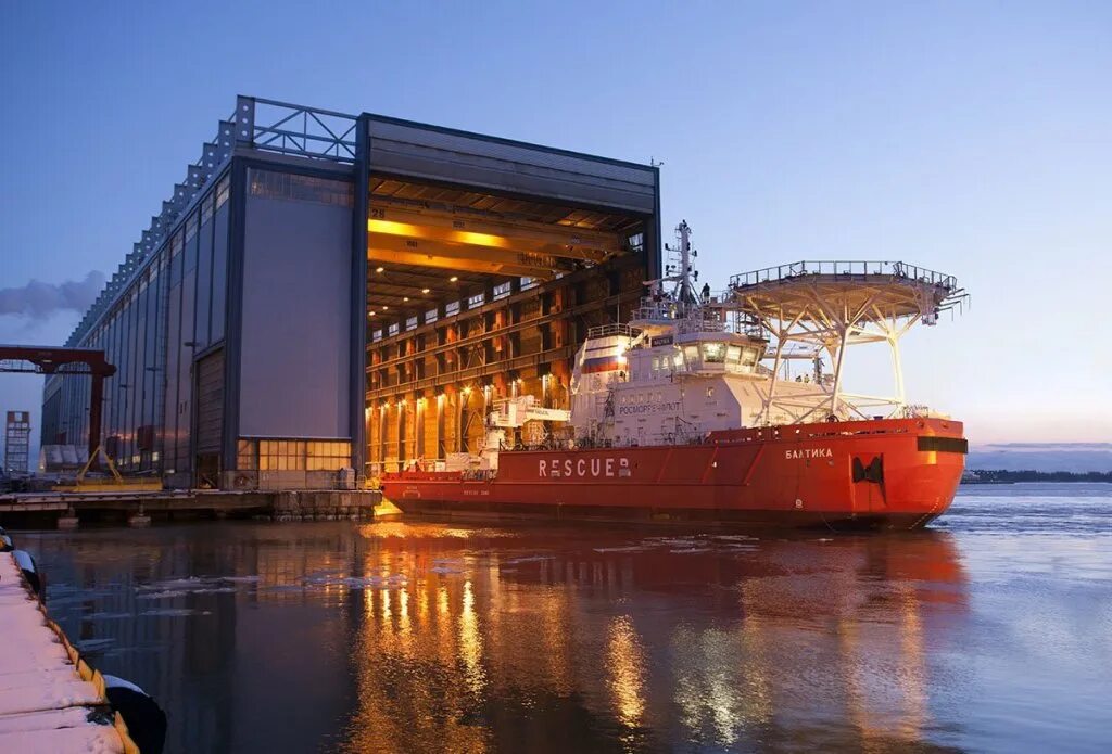 Судостроение и судоремонт в россии. Город центр судостроения. Центр атомного судостроения в г. Завод звездочка северодвинск. Удостроительный завод "северная верфь".