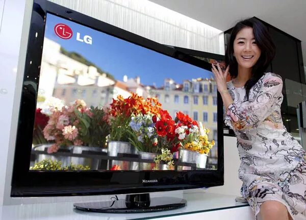 Телевизор LG 60 дюймов. Плазма LG 2009. LG Electronics Корея. LG телевизор новый Корея. Lg tv алиса