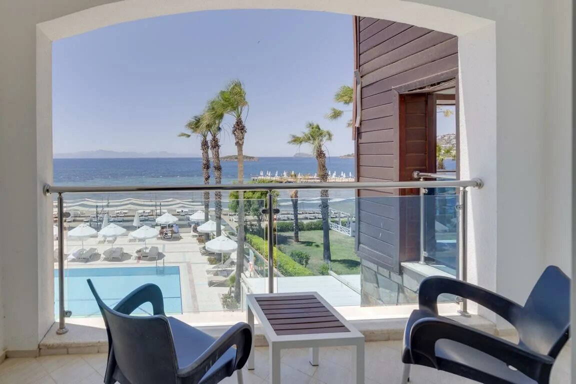 Azure by yelken 5. Azure by Yelken Hotel 5. Azure by Yelken Hotel 5 Бодрум. Azure by Yelken Hotel Bodrum номера. Отель Azur Hotel Стамбул.