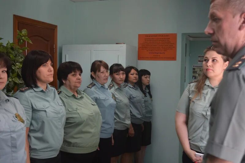 Судебные приставы астрахань. Пристав исенова астрахань. Судебный прставы ахтубинск. Ахтубинский росп. Пристав по кировскому району астраханской.