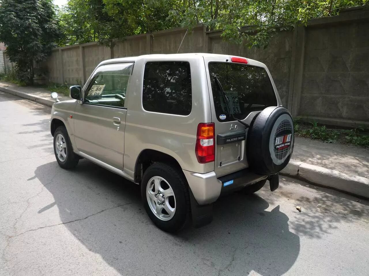 Mitsubishi mini купить. Mitsubishi Pajero Mini 2004. Мицубиси Паджеро мини 2004. Мицубиси Паджеро маленький джип. Mitsubishi Pajero Mini джип.