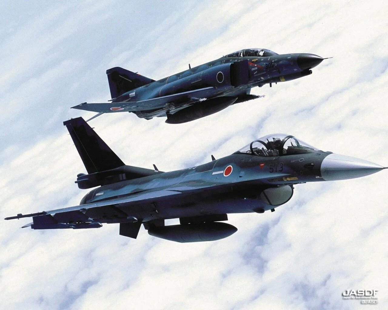 Истребители японии. Mitsubishi f-2 истребитель. Японский истребитель Mitsubishi f2. F2 Япония. F 16 Japan.