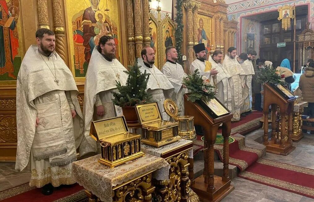 богослужение в храмах сыктывкара. калуга настоятель никитского храма. служба в церкви калуги. служба в церкви калуги. храм на сиреневом бульваре в калуге.