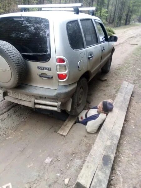 Авария на трассе братск усть илимск. Подслушано усть илимск инцидент. Инцидент усть-илимск. Авария лпк. Братск в будущем.