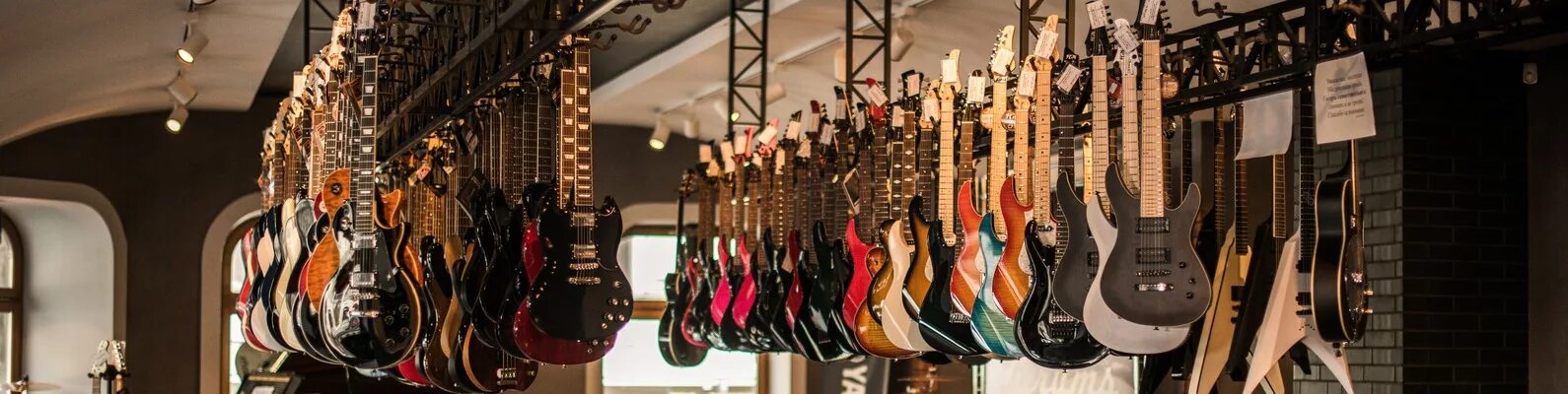 музыкальный магазин мелодия. , 29а, калининград, россия. кино и музыка москва рус. ресторан щепкин белгород. магазин музыкальных инструментов.