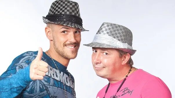 140 ударов в минуту читать. 140 ударов в минуту читать. 140 ударов в минуту обложка. Дискотека 140 ударов в минуту. 140 ударов в минуту 2022.