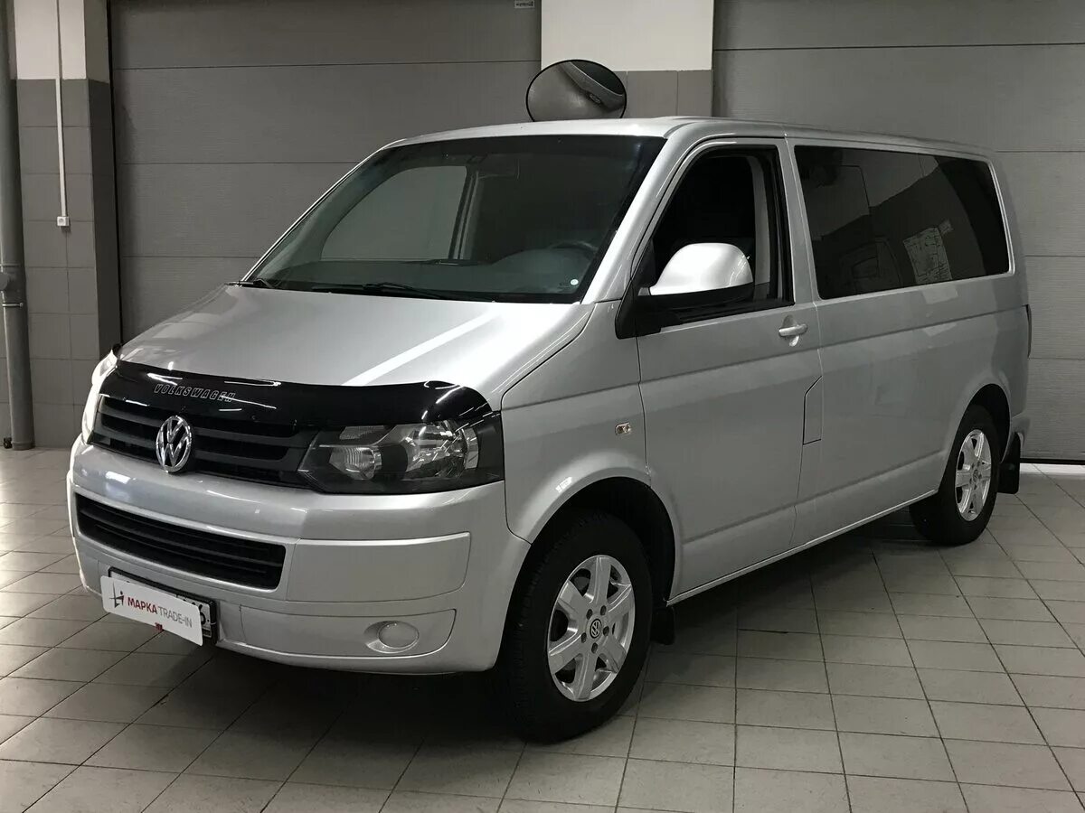 VW Caravelle 2012. Фольксваген Каравелла 2008 серебристый цвет. Фольксваген Каравелла серебристого цвета. Фольксваген авито.