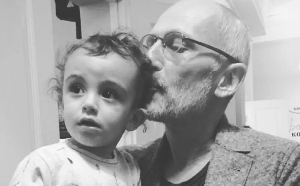 Александр Гордон: биография, жены и дети телеведущего