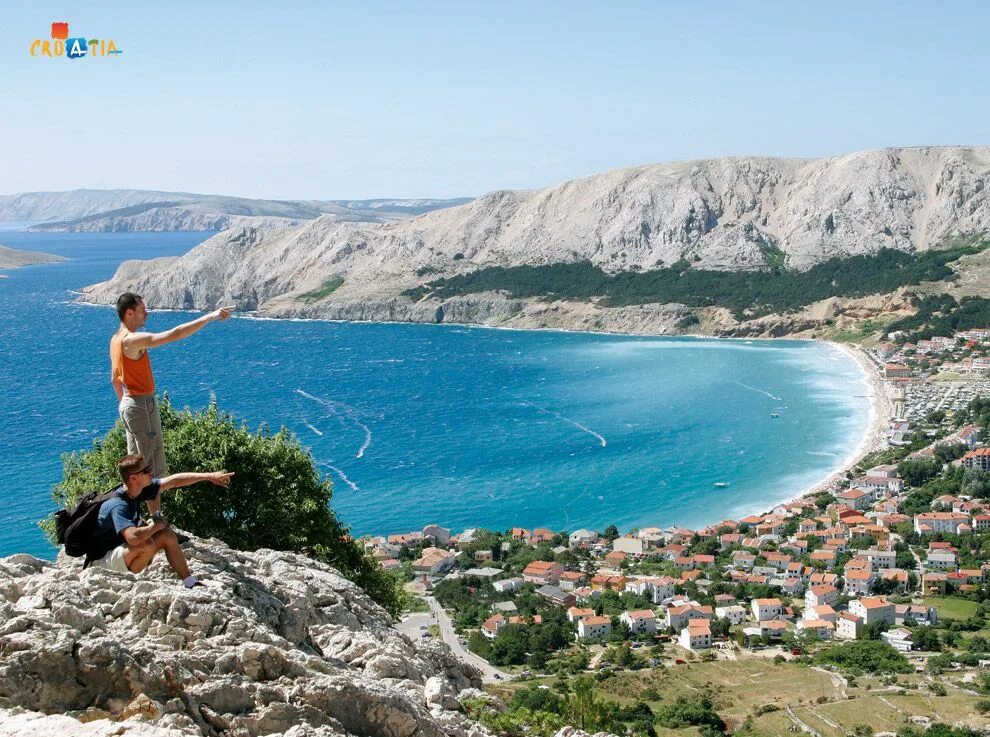 Крк адриатическое море. Остров крк хорватия. Остров крк хорватия. Остров крк хорватия город крк. Остров крк (krk), хорватия.
