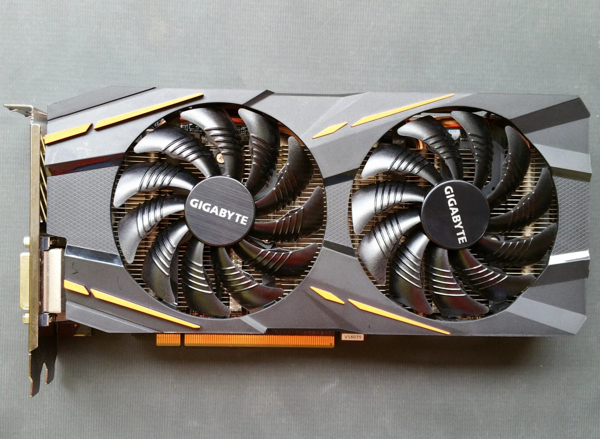 Gigabyte gaming 4gb. Gigabyte RX 470 4gb. Radeon RX 470 4gb Gigabyte. RX 470 4gb Gigabyte g1. Gigabyte RX 470 4 ГБ.