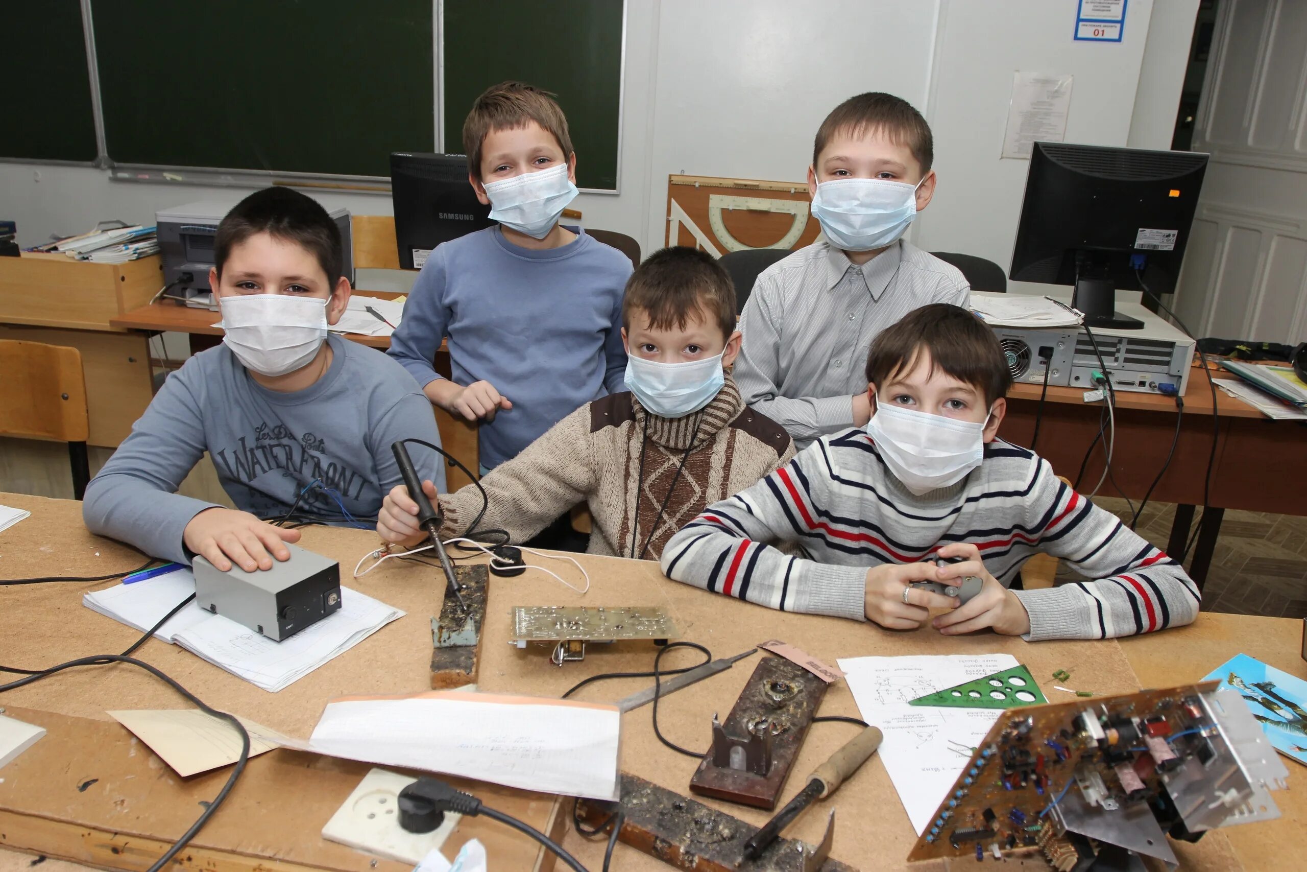 эпидемия вирусных инфекций. эпидемия гриппа. заболеваемость орви. график заболеваемости гриппом по годам. вакцинация мигрантов.