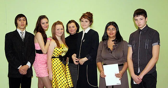 Мбоу сош 5 апатиты. Школа номер 7 апатиты. Школа 10 мончегорск. Школа 10 апатиты. Апатиты сош 10.