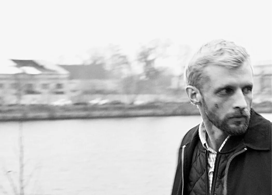 Серзин рыжий. Рыжий семена серзина. Рыжий семена серзина. Рыжий семена серзина. Семён серзин режиссер.