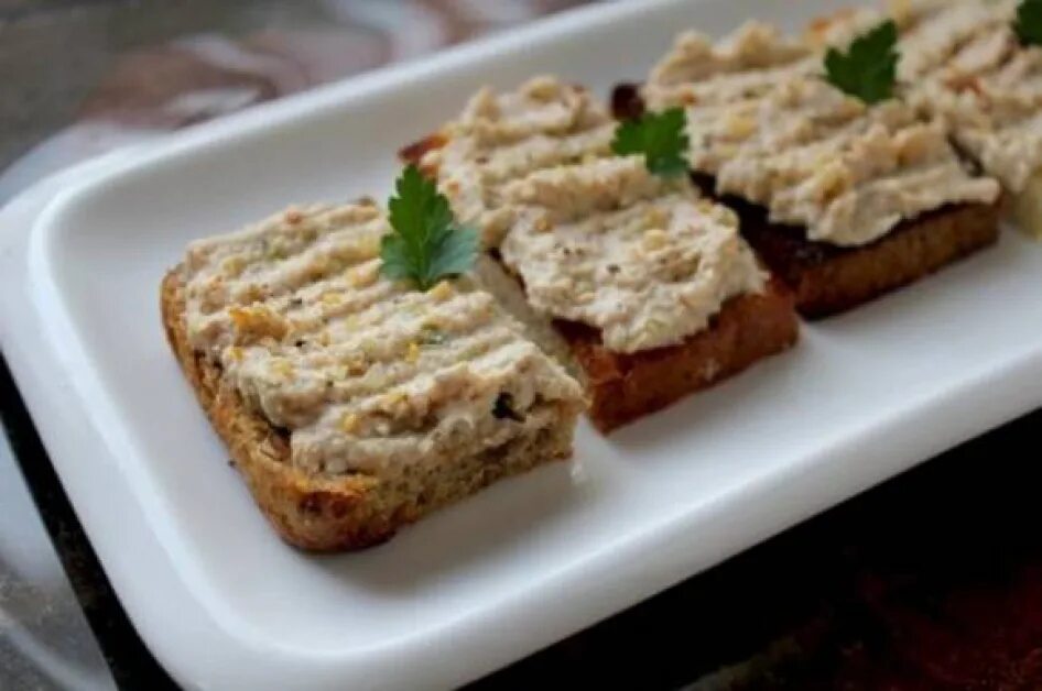 Паштет из масла и яиц. Паштет из масла и яиц. Паштет с грецкими орехами. Паштет из масла и яиц. Селедочное масло форшмак.