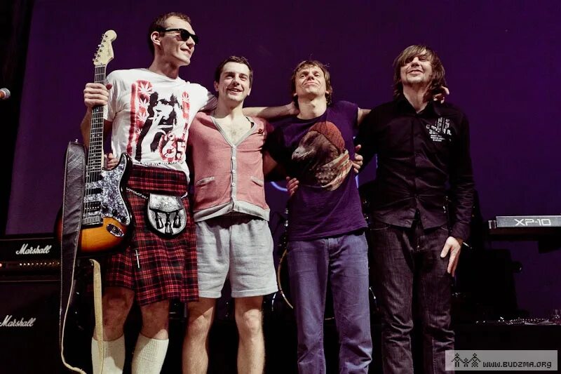 Группа сломан. Группа мегаполис 1987. Nirvana live. Serebro сломана. Группа сломан.