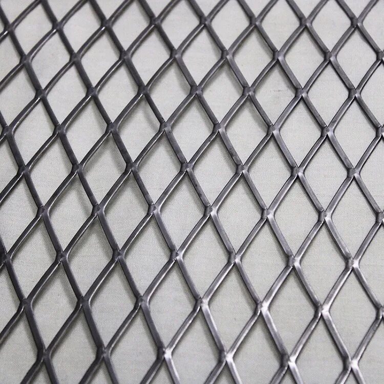 Сетка алюминиевая "mesh 10" серебристая 400х1200. Сетка металлическая. Просечно-вытяжная сетка tr62. Решетка стальная. Сетка пвл 9мм.