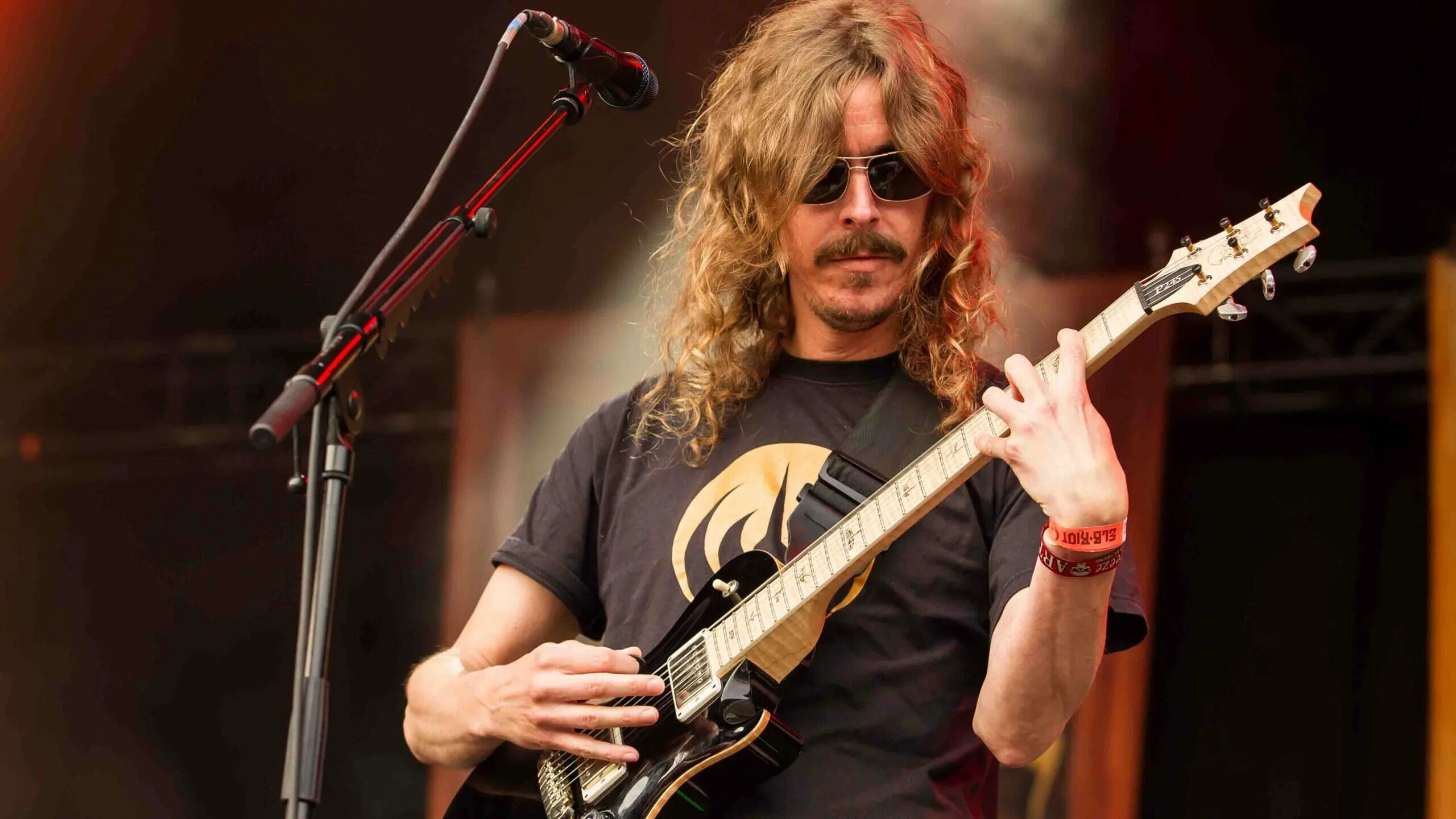Микаэль окерфельдт. Mikael akerfeldt. микаэль окерфельдт гитара. prs se mikael akerfeldt. opeth обложки.