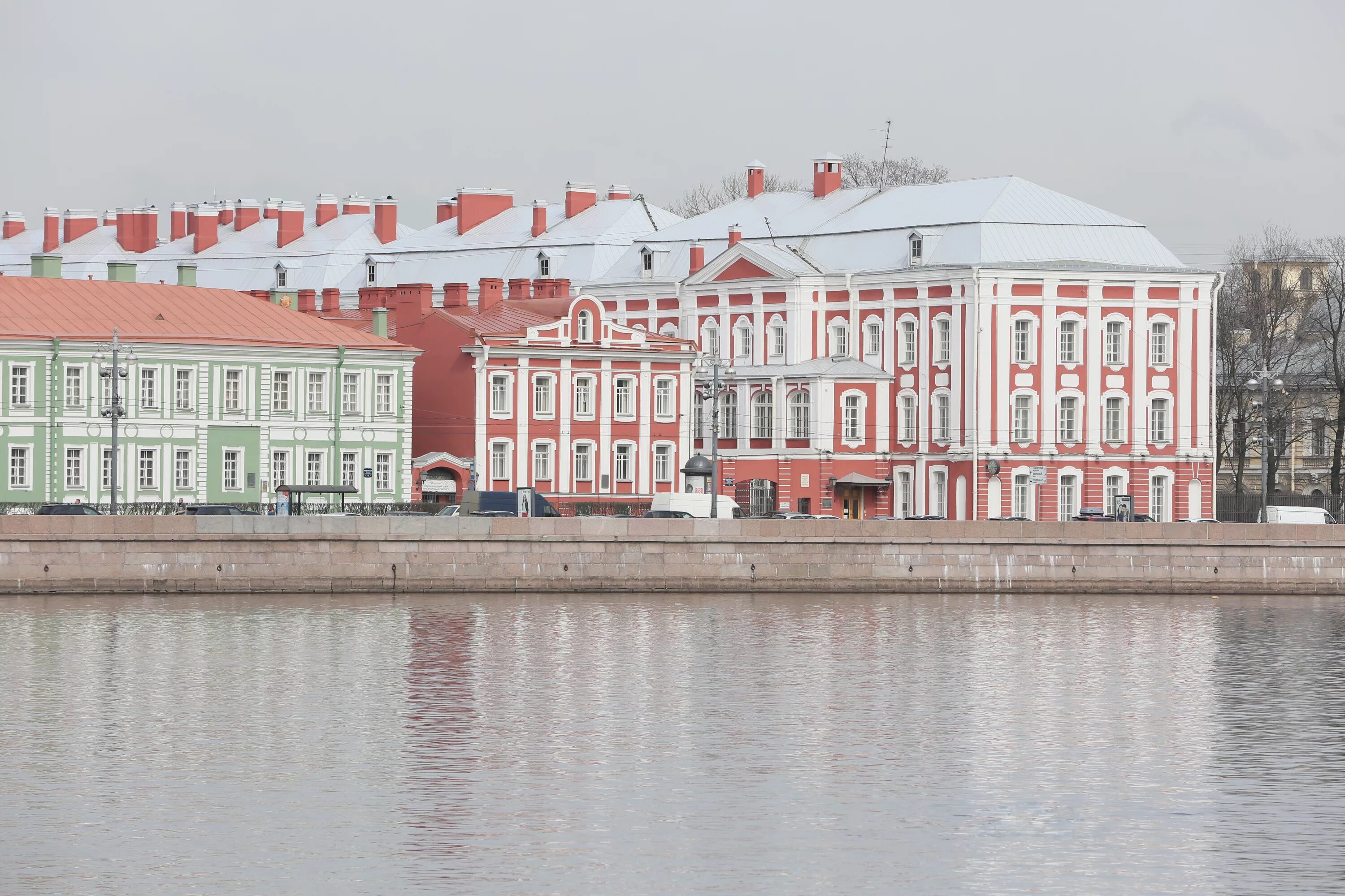 СПБГУ – Санкт-Петербургский государственный университет. СПБГУ здание 12 коллегий. Трезини здание 12 коллегий. СПБГУ, Санкт-Петербург, Университетская набережная.