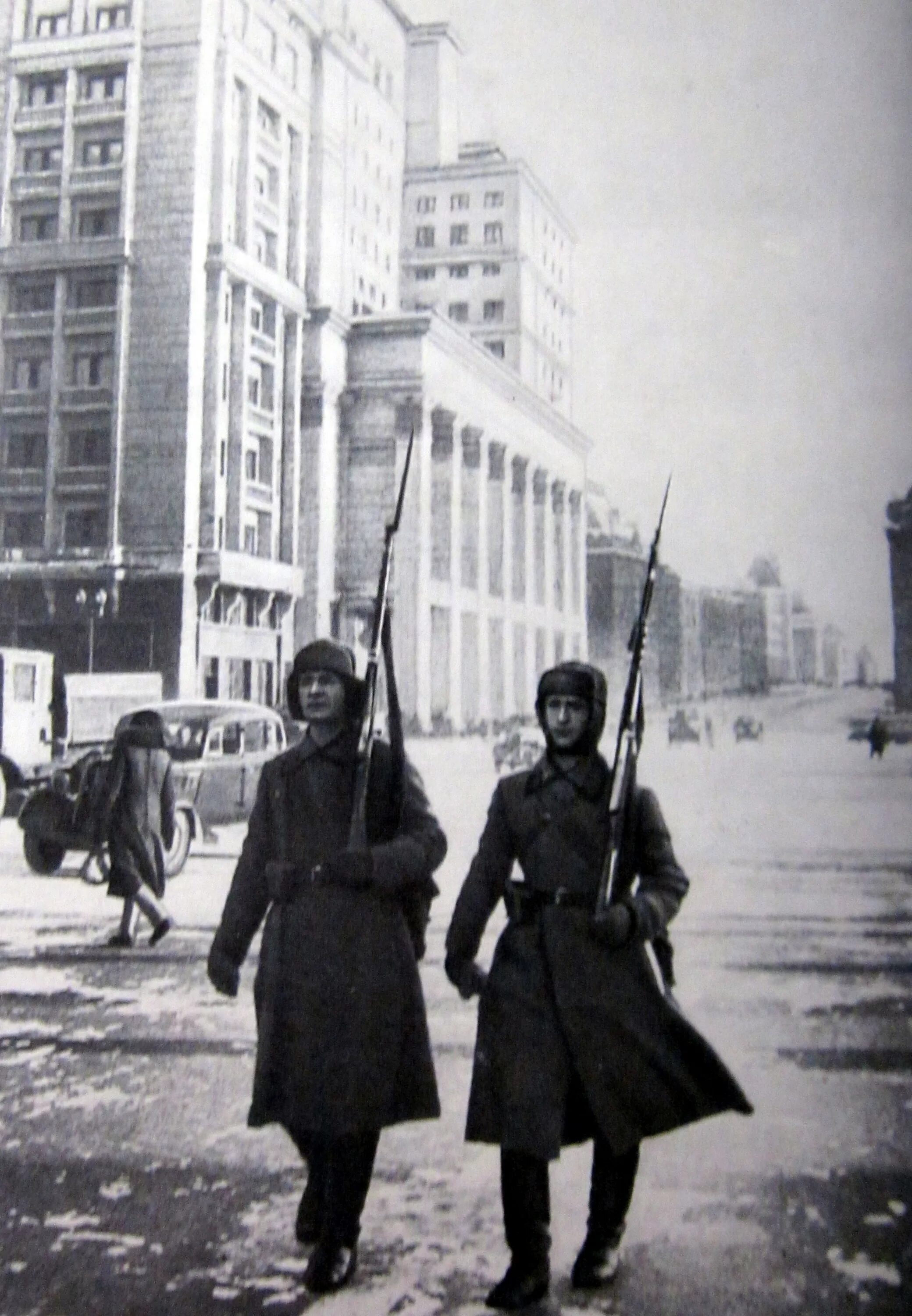 Москва летом 1941. Москва 1942 год. Фотографии Москвы 1942 года. СССР Москва 1942. Москва лето 1942.