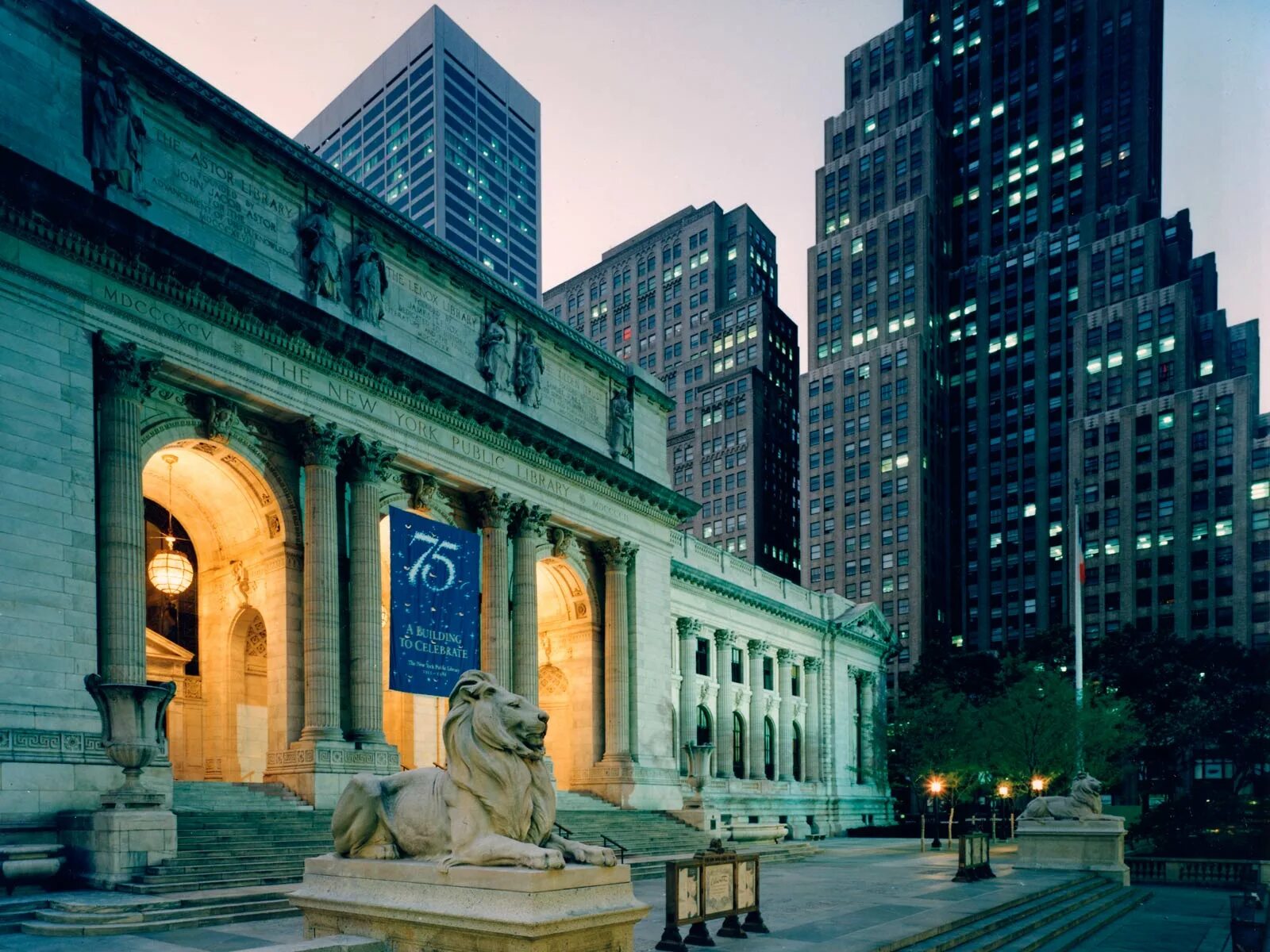 Нью йорк new york public library. New york public. Достопримечательности нью йорка публичная библиотека. Нью йорк new york public library. Библиотека нью-йорка центральная.