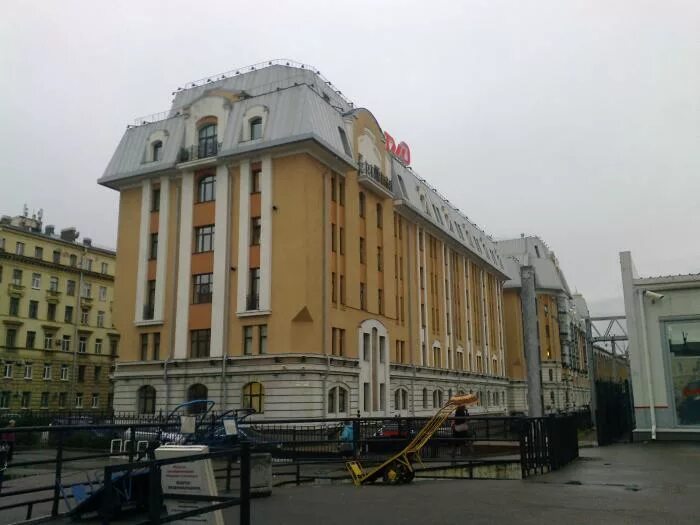 Ржд красиво. Ржд вокзал волгоград. Поезд ржд. Московский жд вокзал санкт-петербург. Ржд вокзал санкт-петербург.